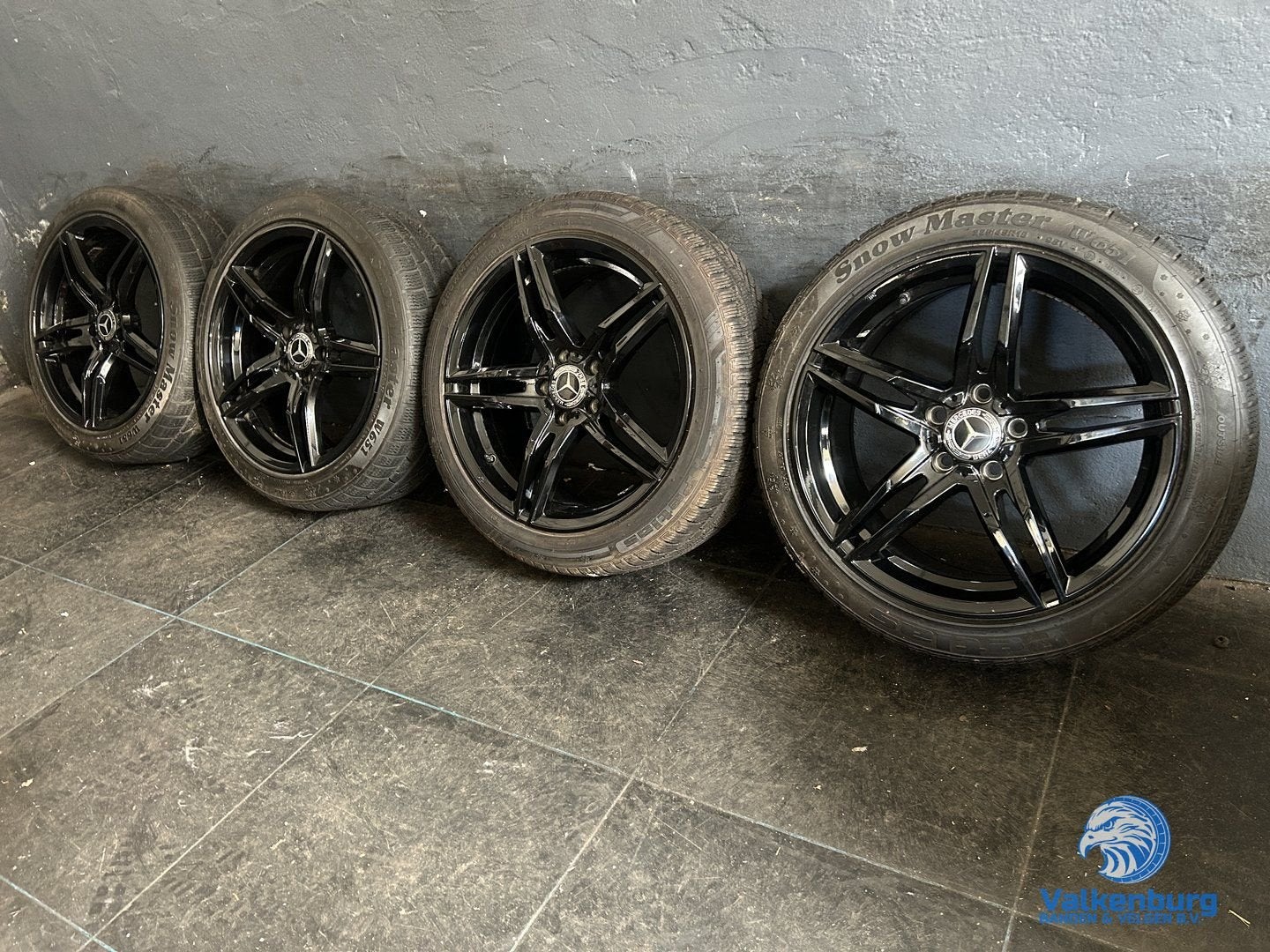 8mm! Mercedes A B CLA Klasse W177 W247 C118 18 inch zwarte v, Autos : Pièces & Accessoires, Pneus & Jantes, Pneus et Jantes, Pneus hiver