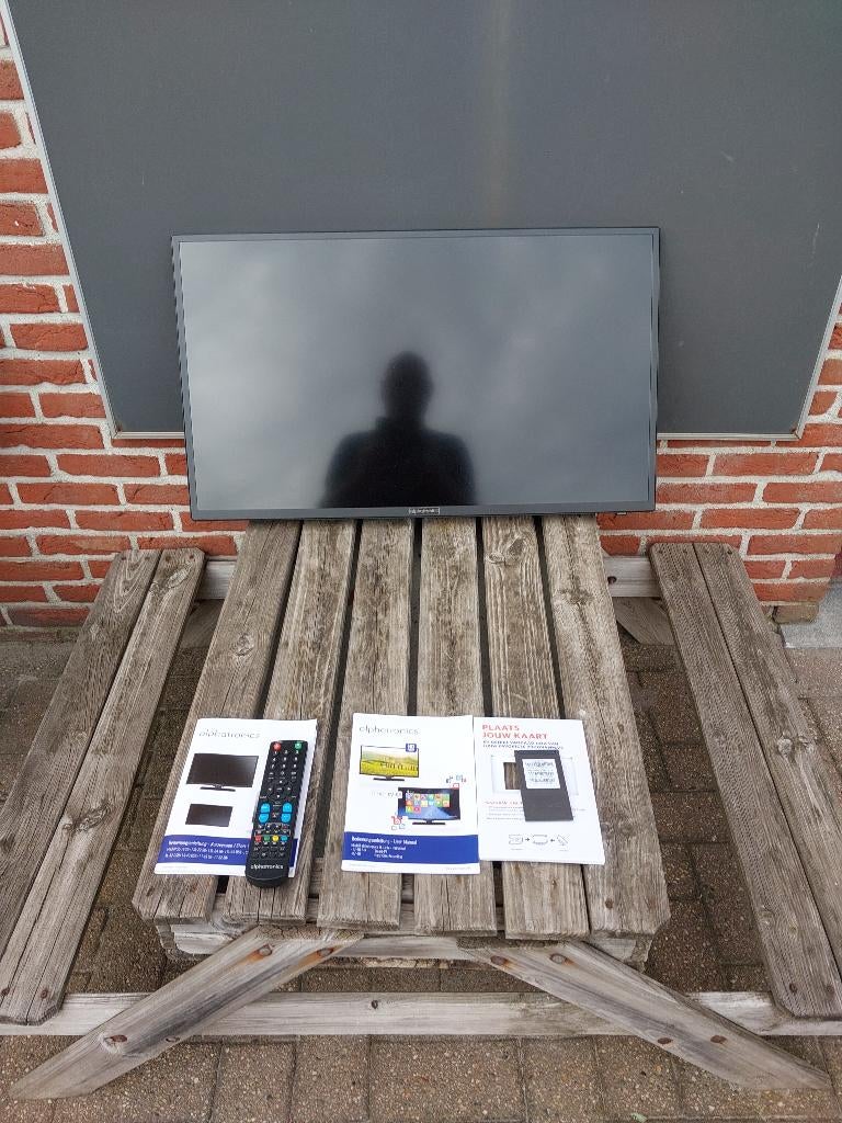 Alphatronics TV 32 inch 12V-230V met ci+ module kaart, Ophalen, Zo goed als nieuw, 60 tot 80 cm
