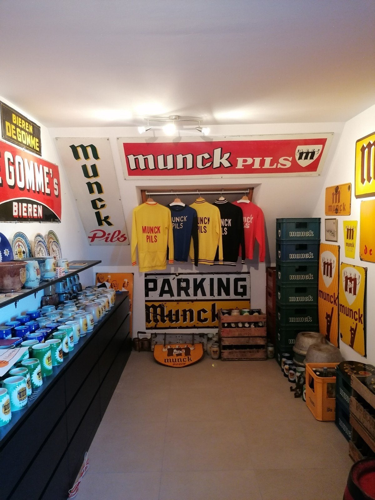 Alles gezocht van Munck pils brouwerij De Gomme Ruddervoorde, Verzamelen, Biermerken, Ophalen of Verzenden