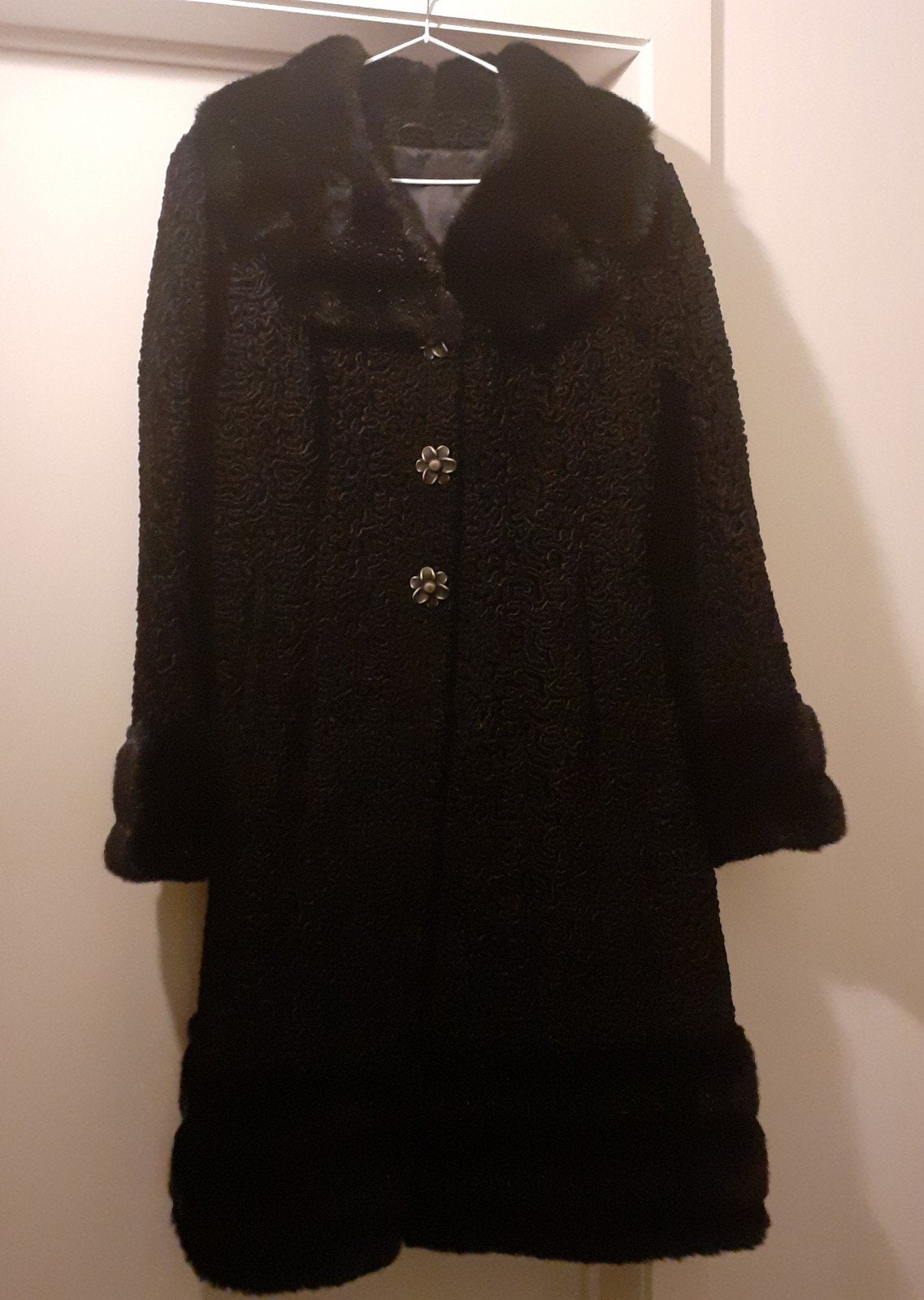 Manteau d'hiver en fausse fourrure noire, Vêtements | Femmes, Enlèvement ou Envoi