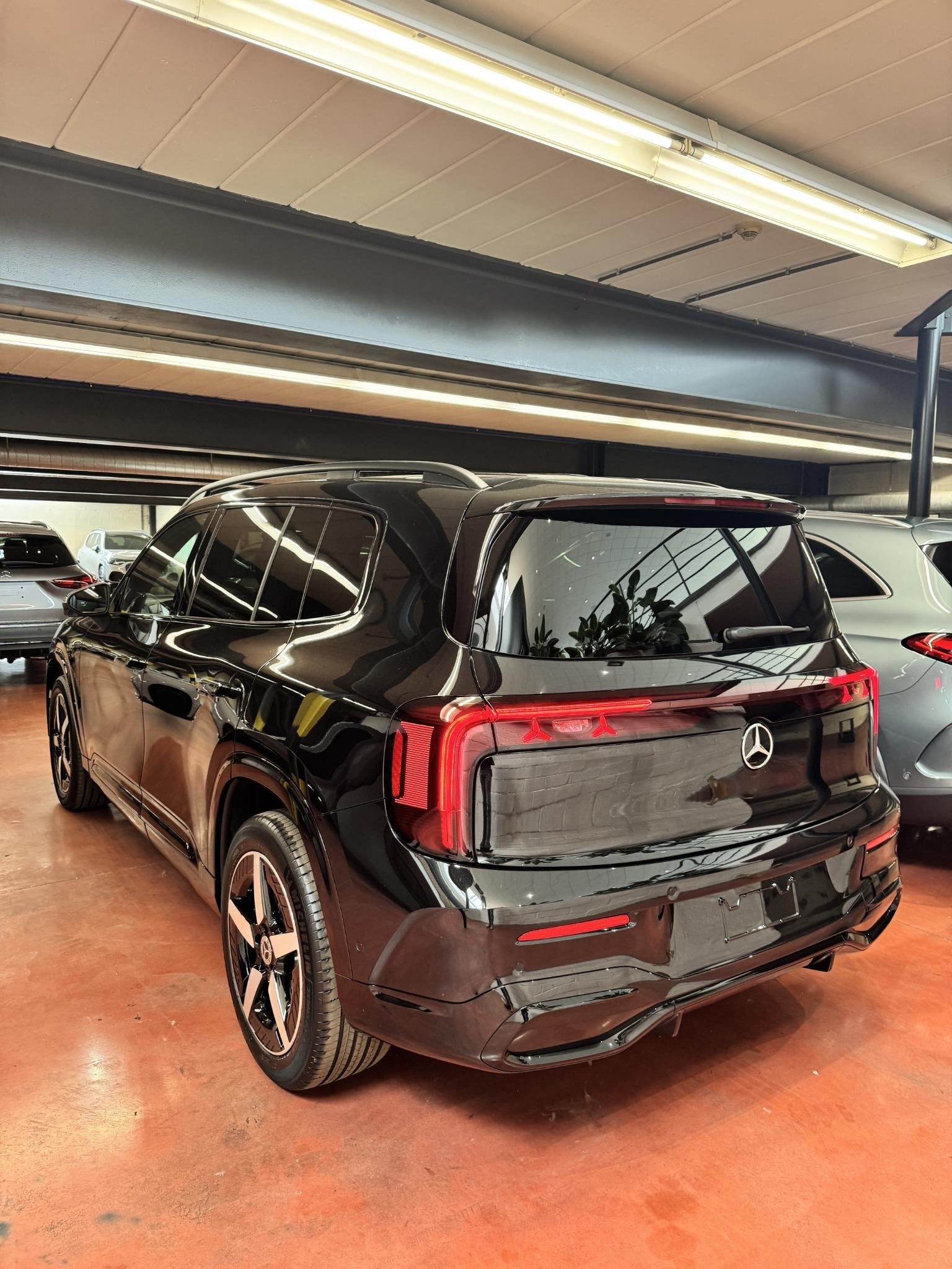 Mercedes-Benz GLB GLB 250+ AMG Line DOS 8944, Auto's, Mercedes-Benz, Automaat, Zwart, 5 zetels, GLB