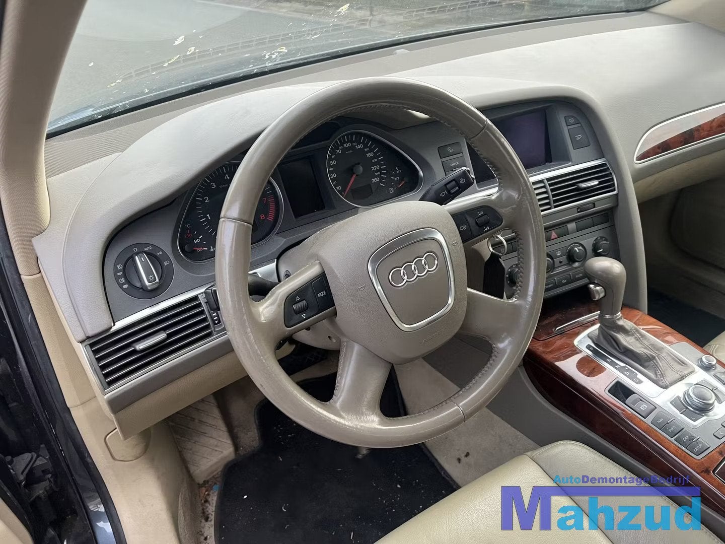 AUDI A6 C6 Dashboard delen middenconsole radio 2004-2011, Auto-onderdelen, Gebruikt, AUDI AG, Auto-Union-Strasse 1
85045  Ingolstadt, DE