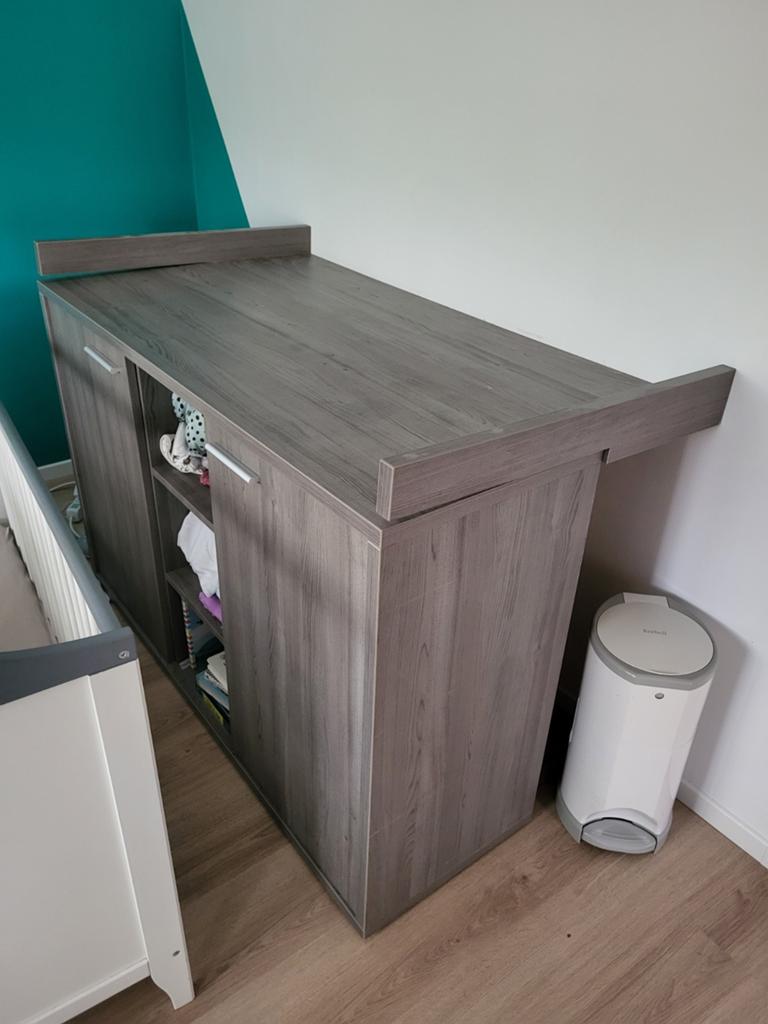Comode kast, Ophalen, Kast