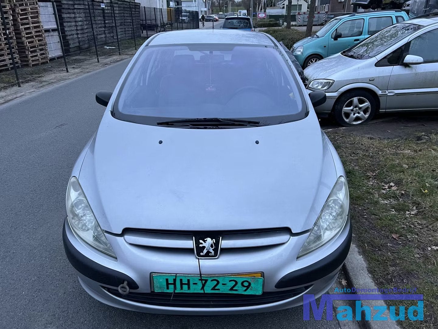 PEUGEOT 307 Zilver grijs EYCC motorkap 2000-2009, Autos : Pièces & Accessoires, Taurusavenue 1
2132 LS  Hoofddorp, NL, Contact.group@renault.com