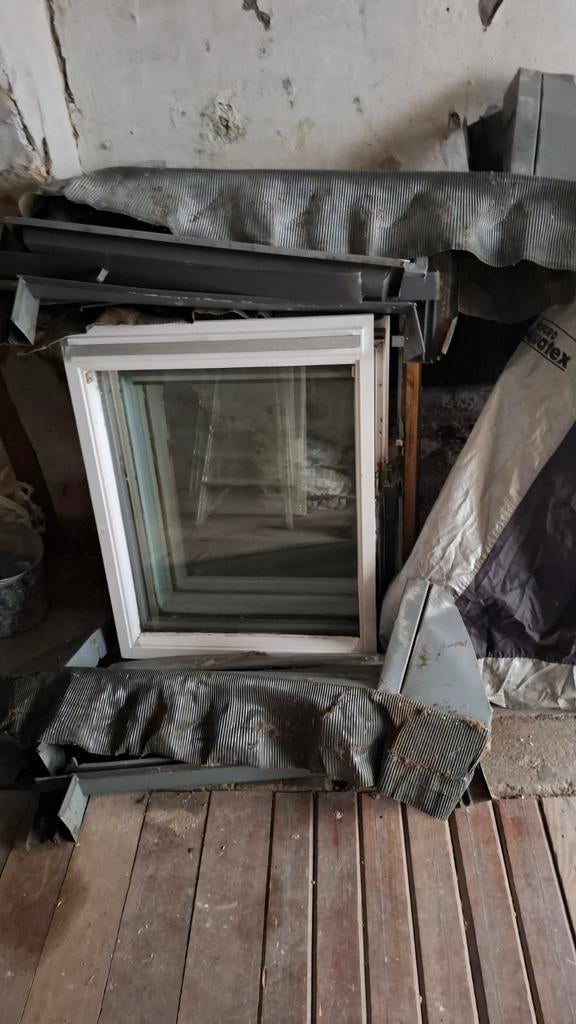 Velux dakraam 98x78, Ophalen