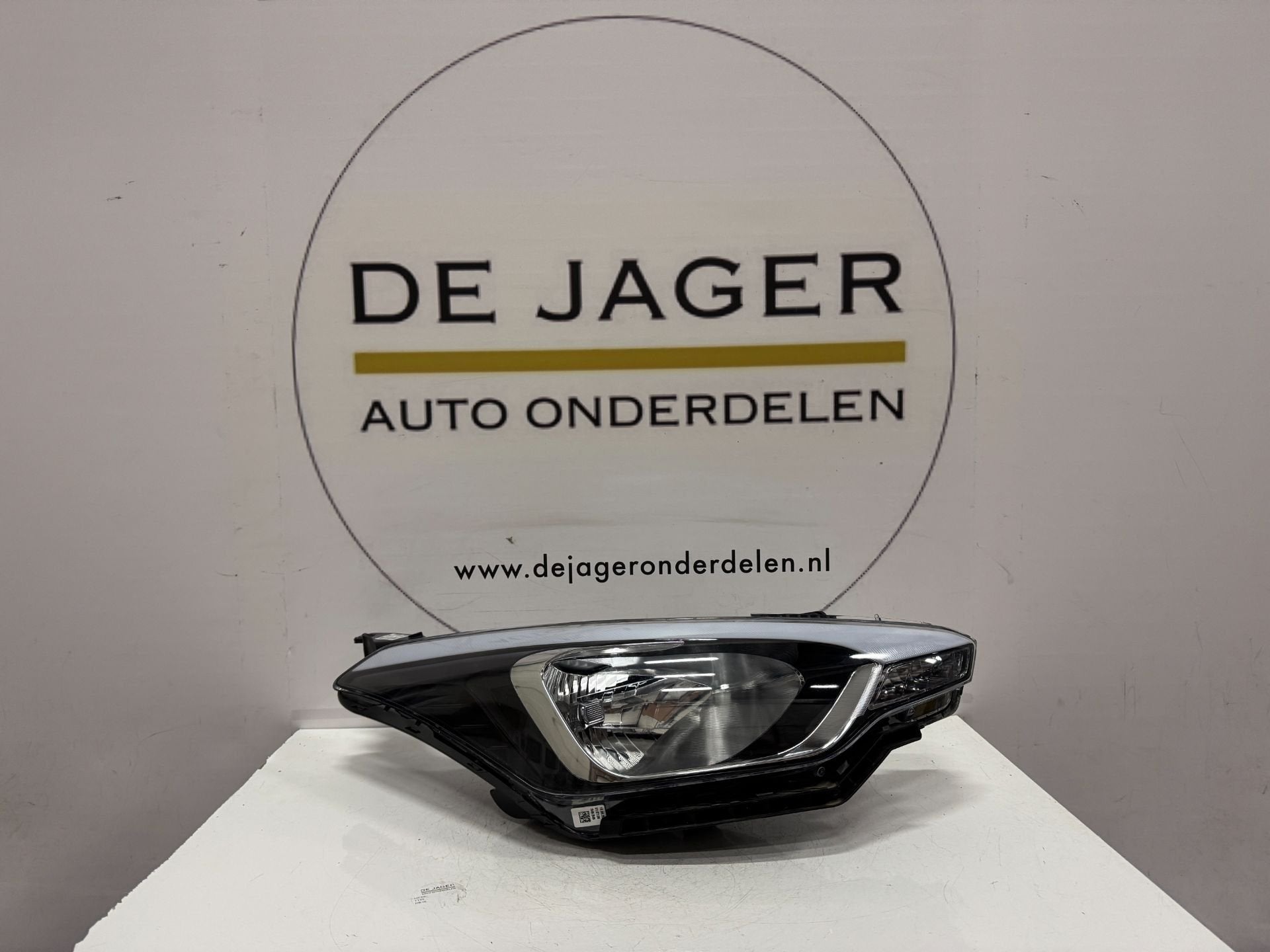 HYUNDAI i20II PHARE LED DROIT 92102C8000, Autos : Pièces & Accessoires, Heolleung-ro 12
06797  Seoul, Info@hyundai.com, Utilisé