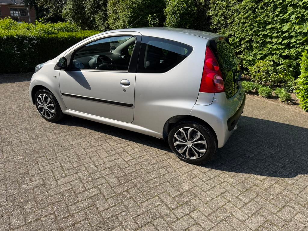 Peugeout 107 (=Aygo!) 9/2009 1.0 benz *40.707km* 1j Garantie, Autos, Achat, Entreprise, Boîte manuelle, Entretenue par le concessionnaire
