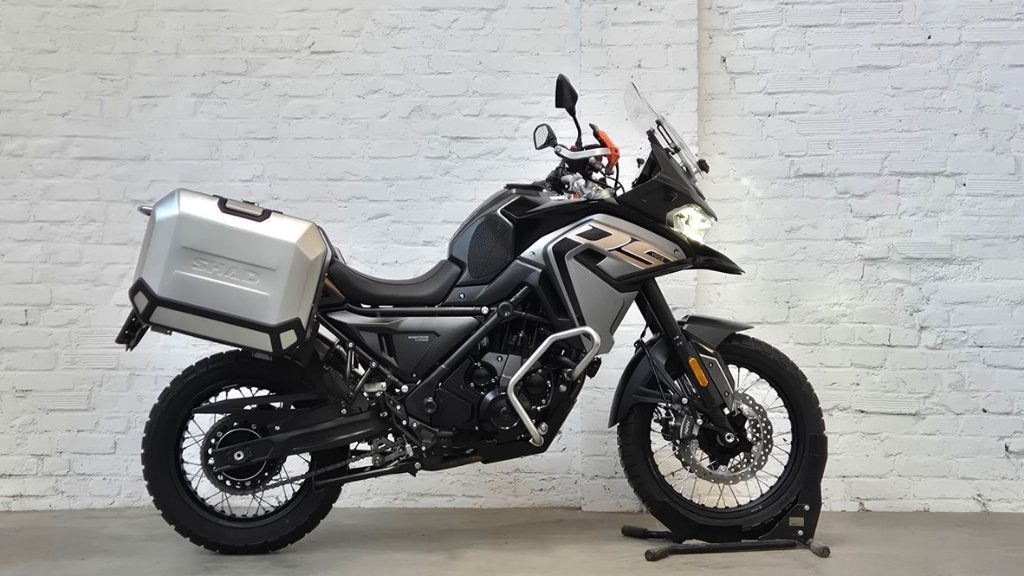 Suivez 650 DSX 2024 A2 8000 km sur Rotax @motomobilia, Entreprise, Occasion, Permis Moto A2 minimum, Voge