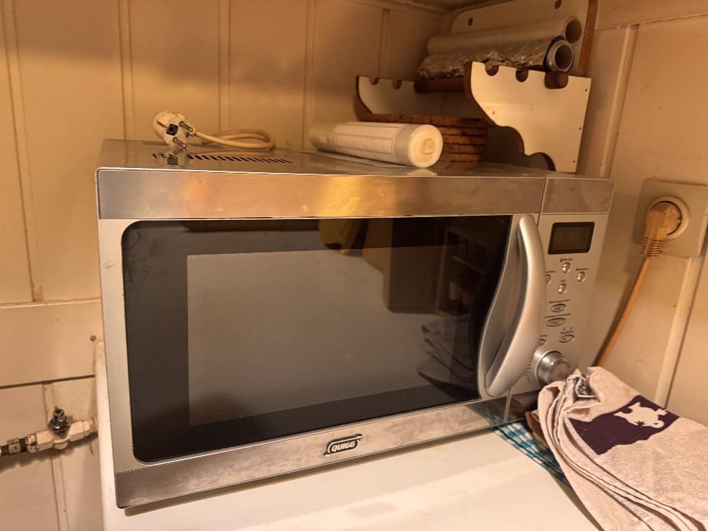 Quigg microgolfoven – inox/zilver, Elektronische apparatuur, Microgolfovens, Ophalen, Gebruikt, Vrijstaand, Microgolfoven
