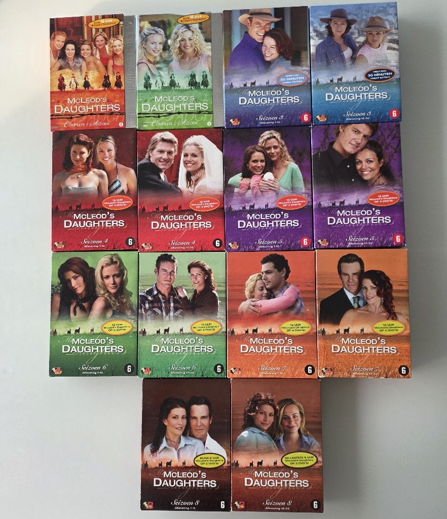 Complete reeks MCLeod s Daughters (14 dvd boxen), CD & DVD, Enlèvement ou Envoi