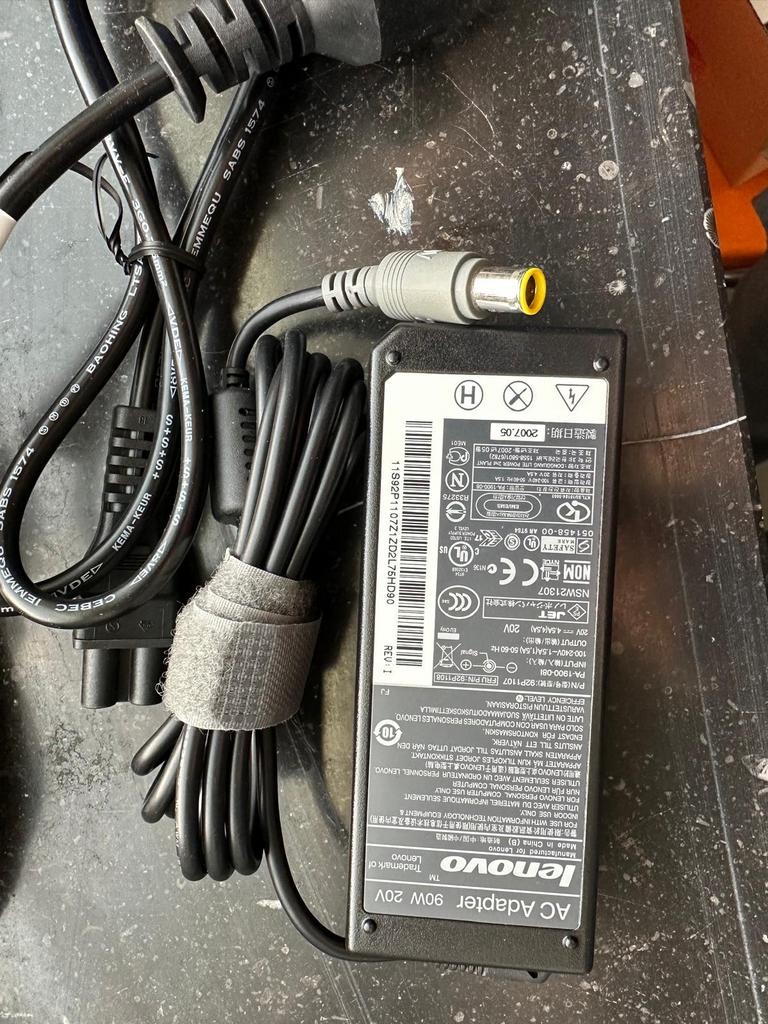 Pc oplader Lenovo, Enlèvement, Comme neuf