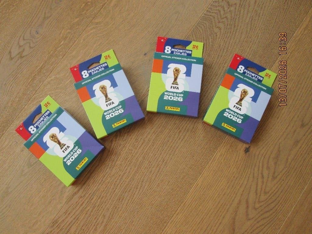 Panini stickers World cup  2026 official sticker collection, Ophalen of Verzenden, Nieuw, Meerdere stickers
