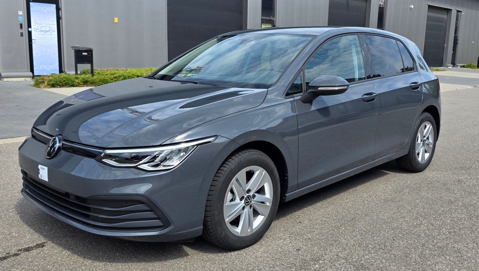 VW Golf 8 1.0 Benzine Automaat Nieuw 0 km, Auto's, Automaat, Lichtsensor, Euro 6, Alcantara