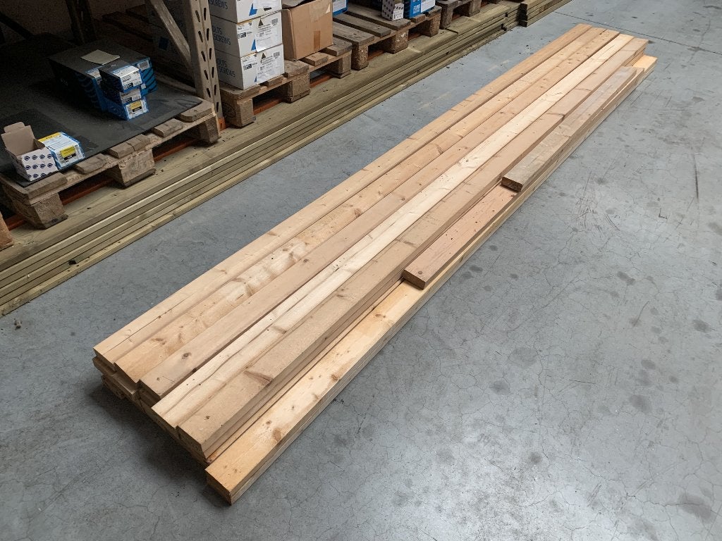 Lot van 22 CLS kepers 38x89 mm – Lengte 360 cm (ongebruikt), Doe-het-zelf en Bouw, Hout en Planken, Nieuw, Plank, Vuren, 300 cm of meer