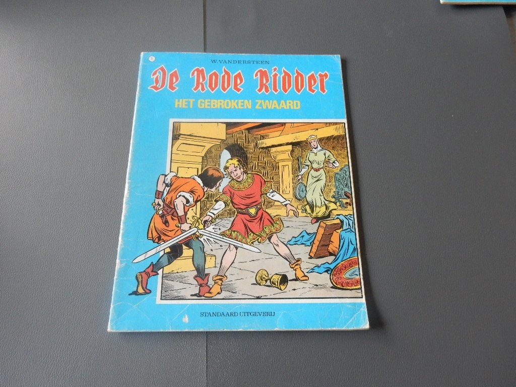 nr.234 - De rode ridder: het gebroken zwaard (nr 1), Boeken, Eén stripboek, Ophalen of Verzenden, Gelezen