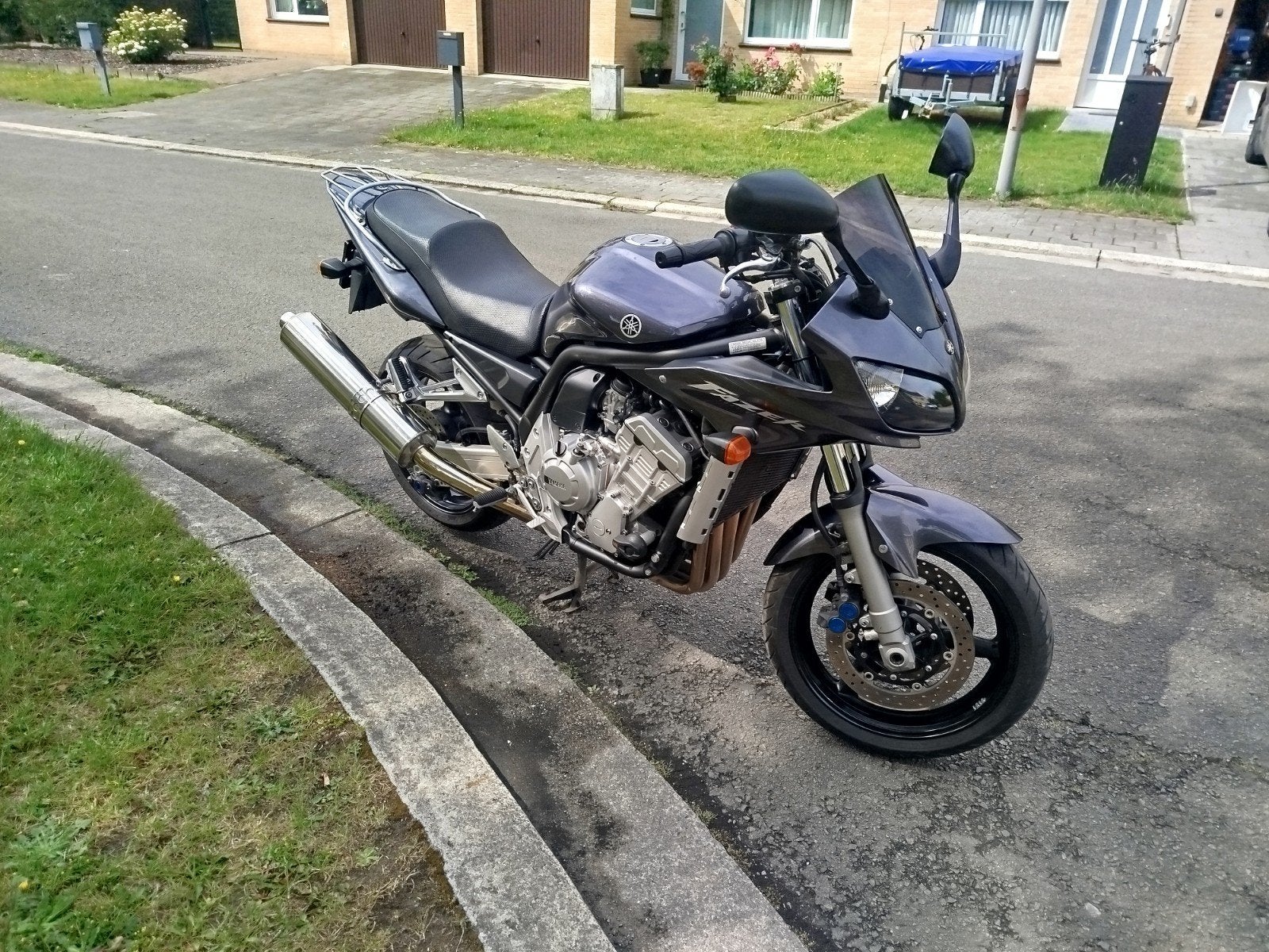 Te koop vele onderdelen van een fzs 1000, Ophalen