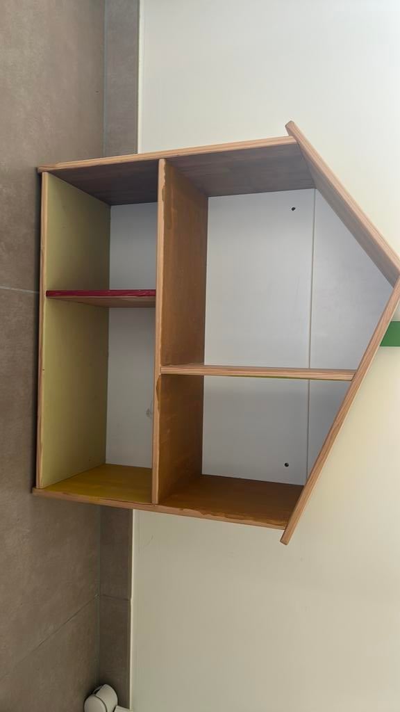 Poppenhuisje ikea (zelf geschilderd), Ophalen, Gebruikt, Poppenhuis