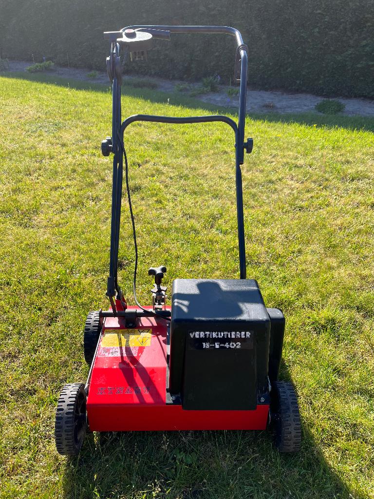 Verticuteermachine Kynast, Enlèvement, Utilisé, Électrique