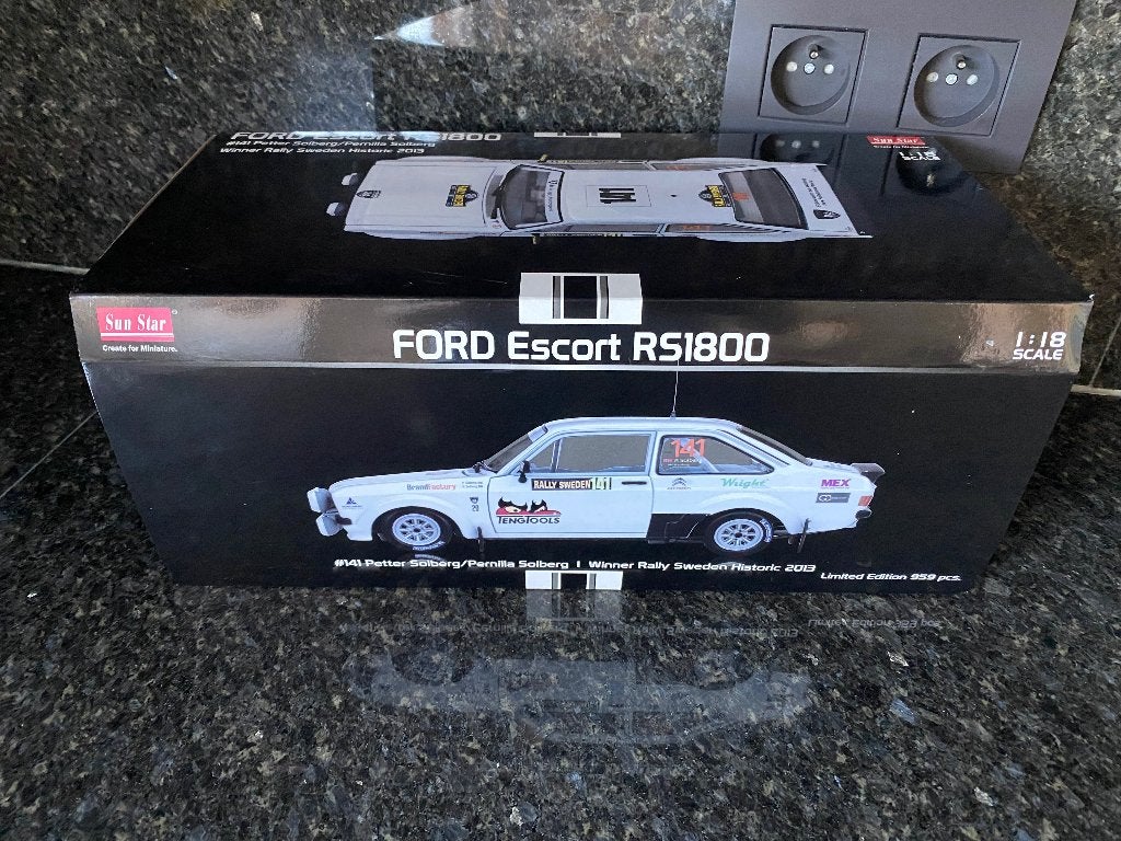 Sunstar ford escort, Hobby & Loisirs créatifs, Voitures miniatures | 1:18, Enlèvement ou Envoi, Neuf, Sun Star
