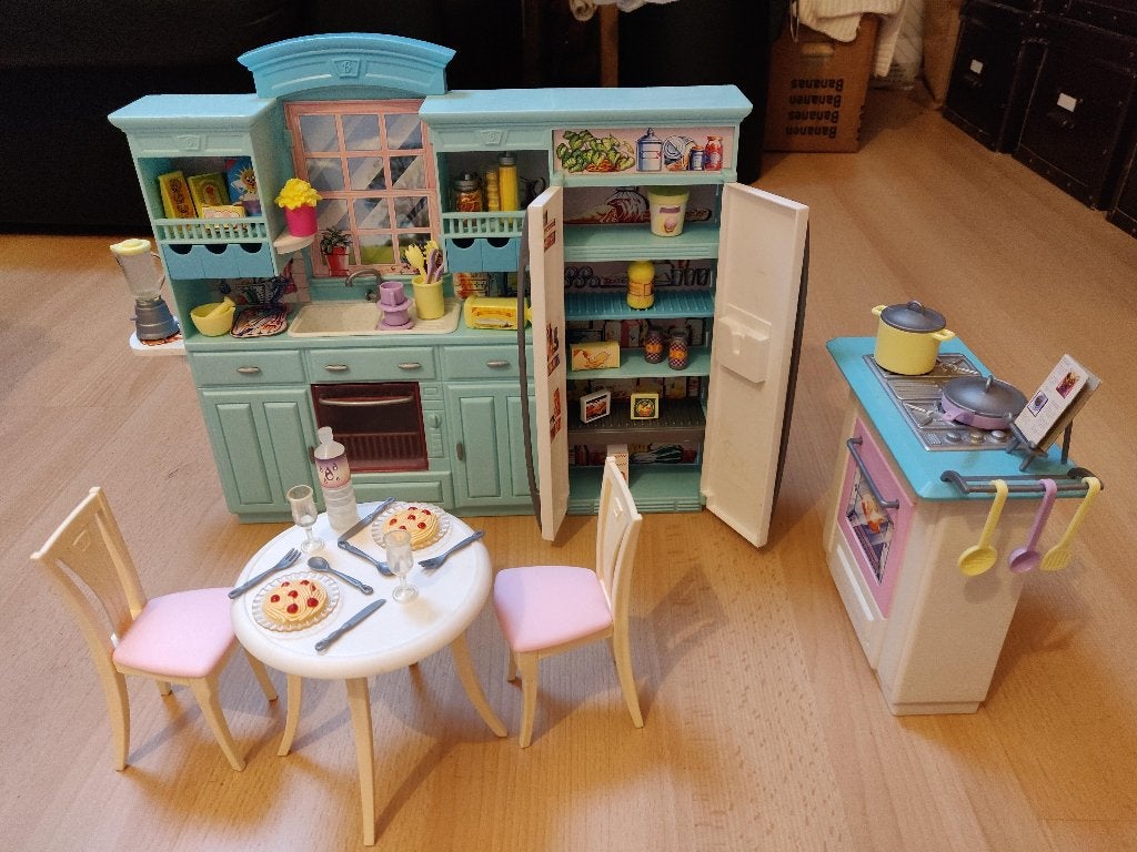 Barbie keuken, Kinderen en Baby's, Speelgoed | Poppen, Ophalen, Gebruikt, Barbie