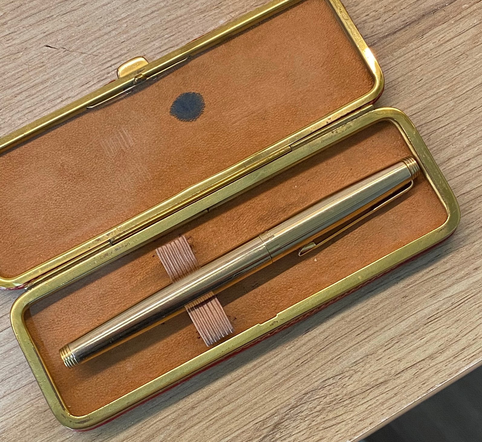 Parker 75 Insignia, plaqué or, plume or 14c,, Collections, Enlèvement ou Envoi, Comme neuf, Parker