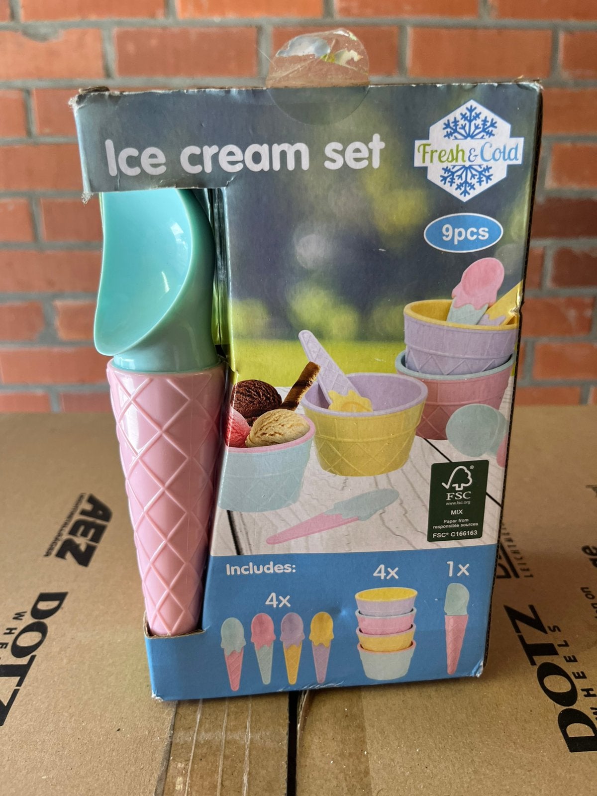Crème glacée, Enlèvement, Neuf