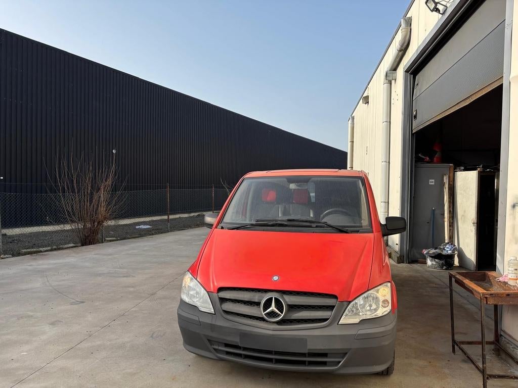Mercedes-Benz Vito 110 CDI Kompakt WORKER, Autos, Rouge, Euro 5, Achat, 3 places