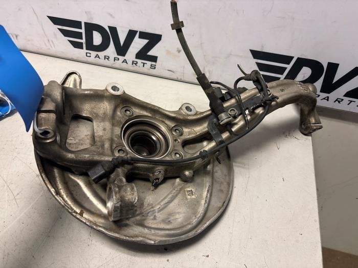 Fusee houder links-voor van een Audi A4, -, 3 mois de garantie, Audi, Utilisé
