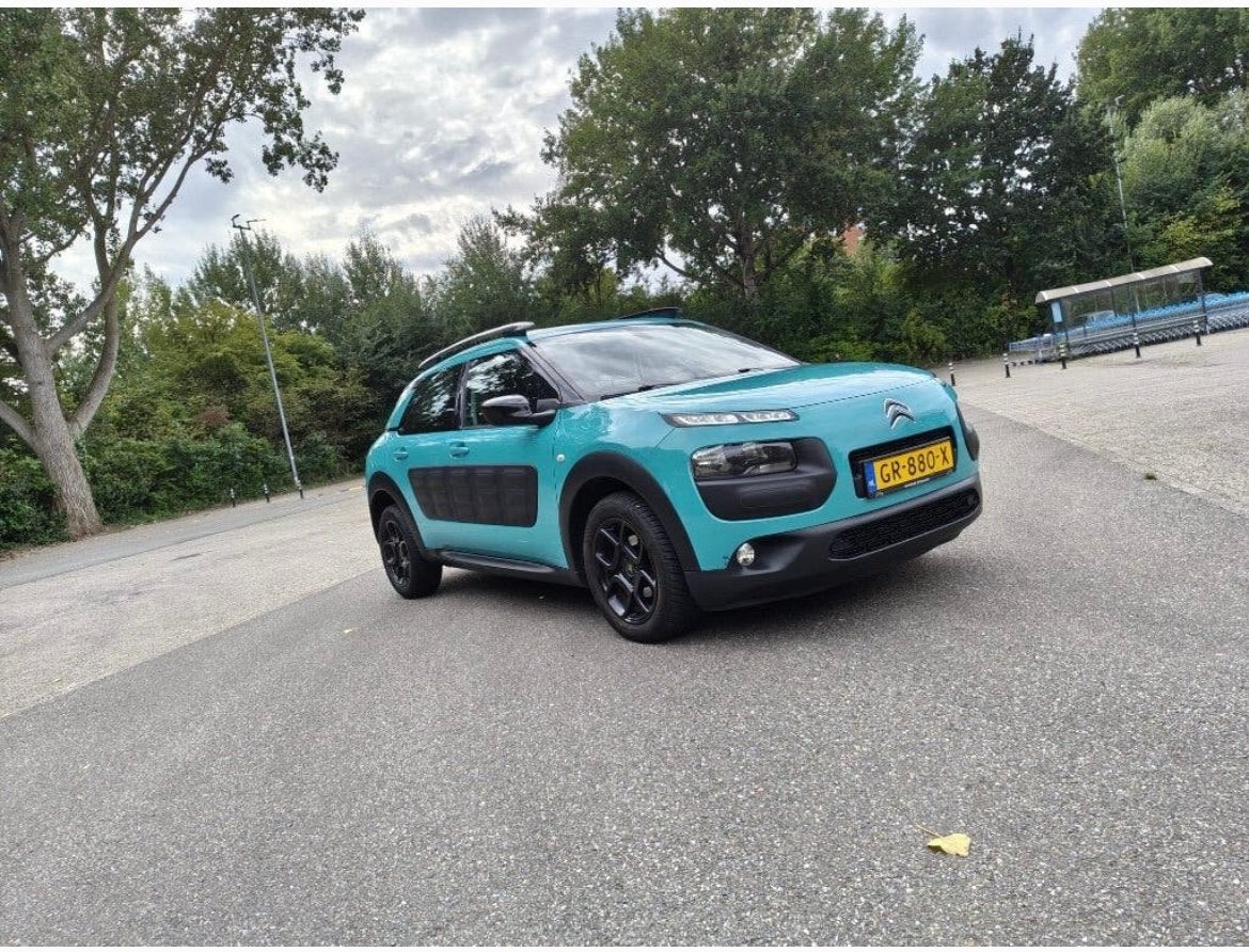 2599, Auto's, 4 deurs, Zwart, Blauw, Handgeschakeld