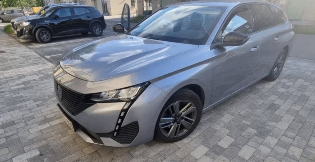 Peugeot 308 SW 1.2 PureTech 130pk Automaat EAT8 Active Pack, Autos, Argent ou Gris, Achat, Entretenue par le concessionnaire, 5 portes