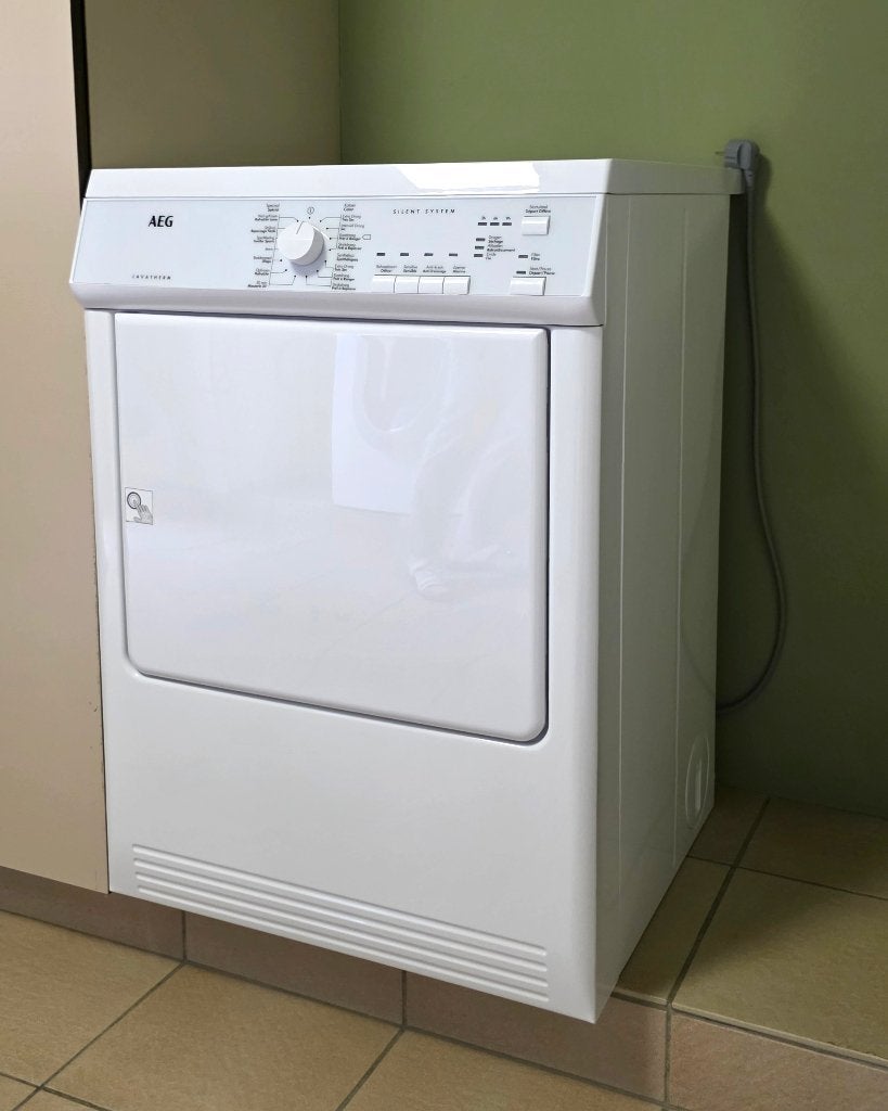 Droogkast AEG - Lavatherm 65170AV, Ophalen, 6 tot 8 kg, Anti-kreukfase, Luchtafvoer