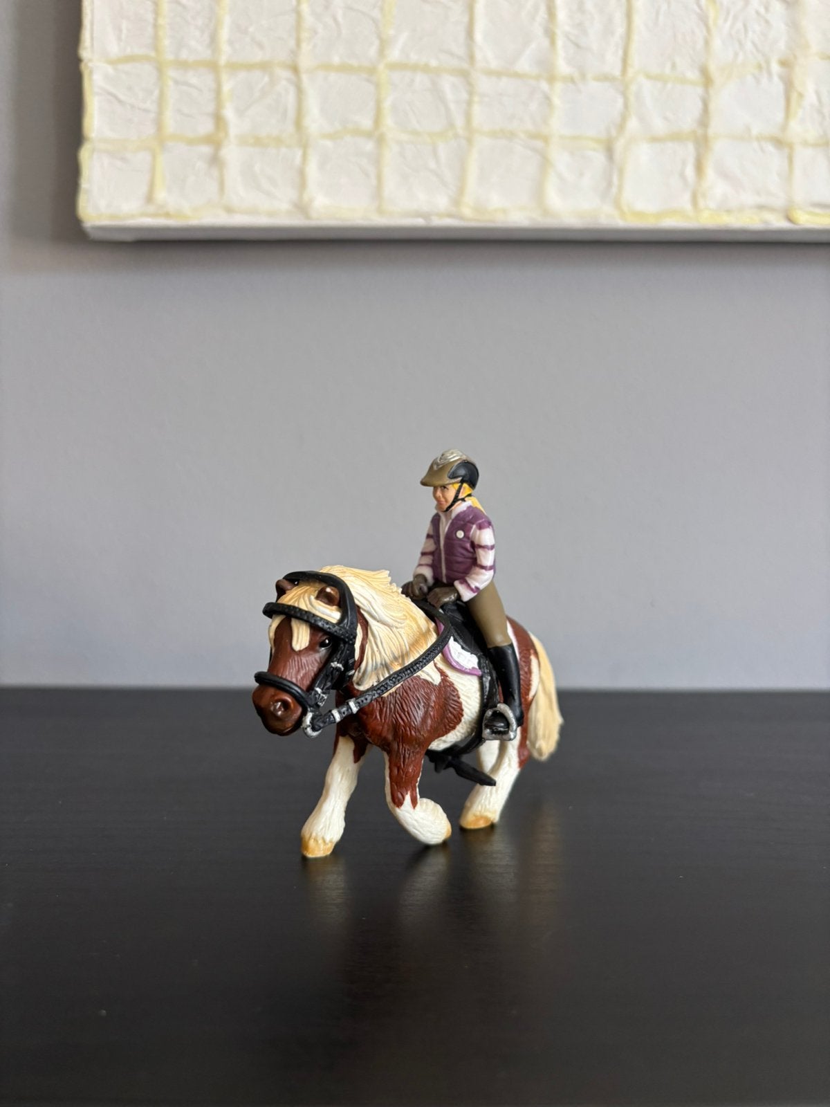 Schleich paarse ruiter met pony, Ophalen