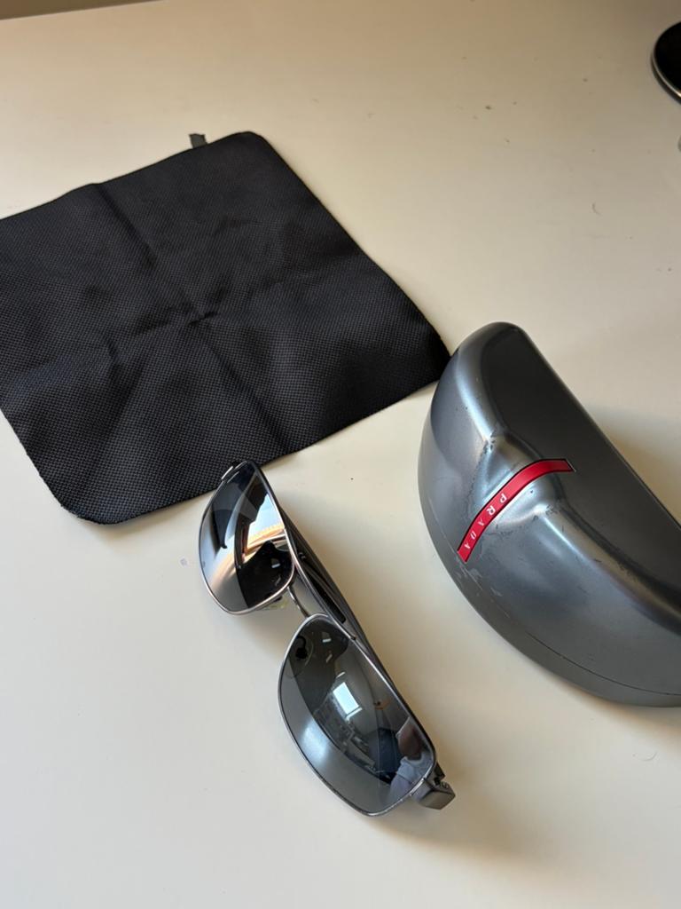 PRADA - Lunettes de soleil, Enlèvement, Lunettes