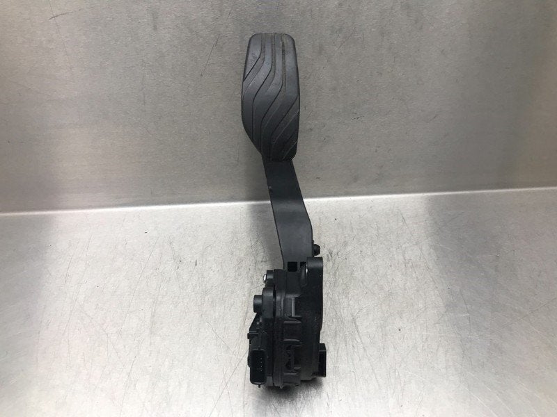 KOPPELINGSPEDAAL ABS Nissan X-Trail (T32) (|00636217|), Gebruikt, Nissan