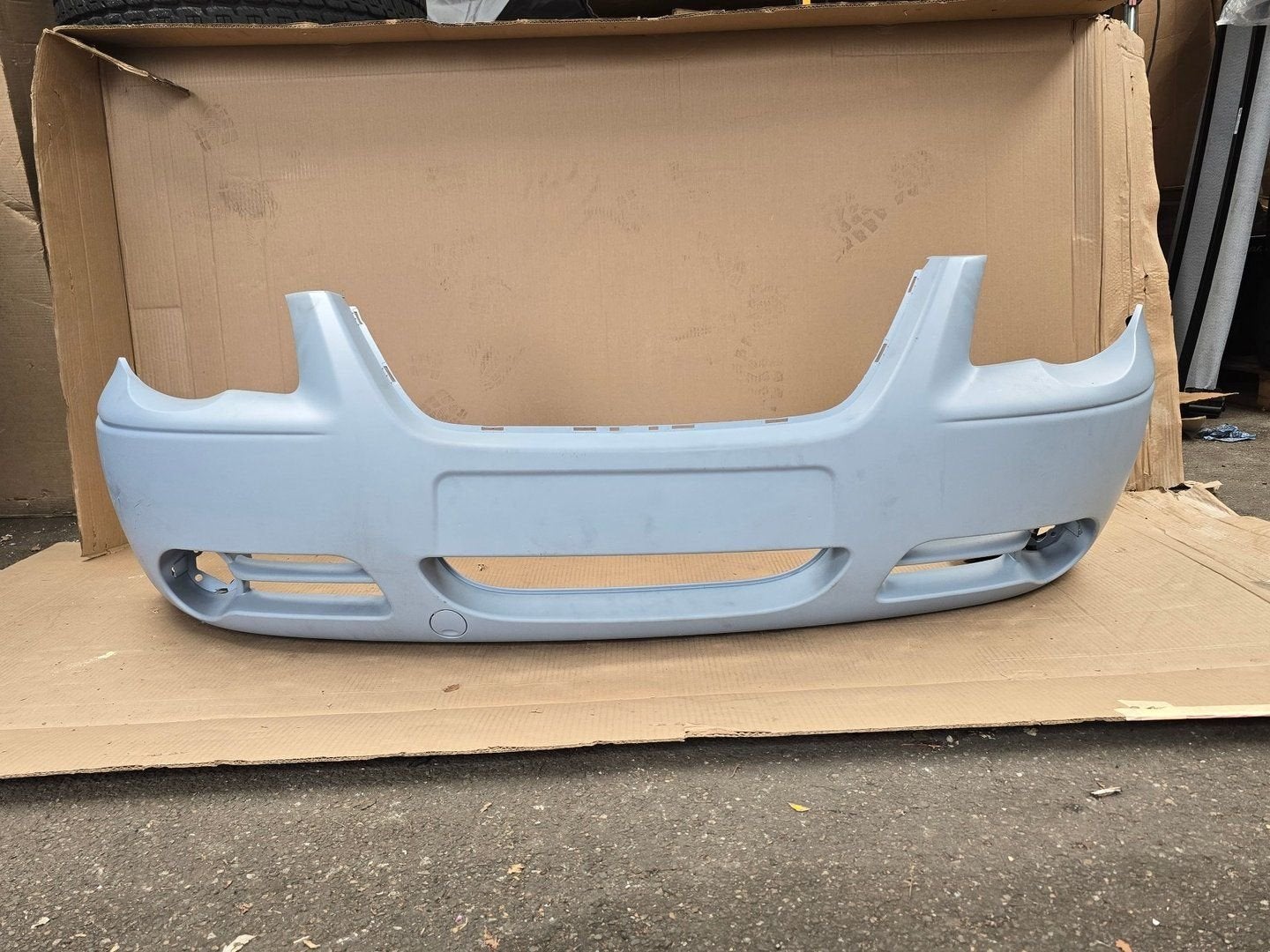 OEM Voorbumper Chrysler Voyager MK4 04857886 - Nieuw, Ophalen, -, Voor, -