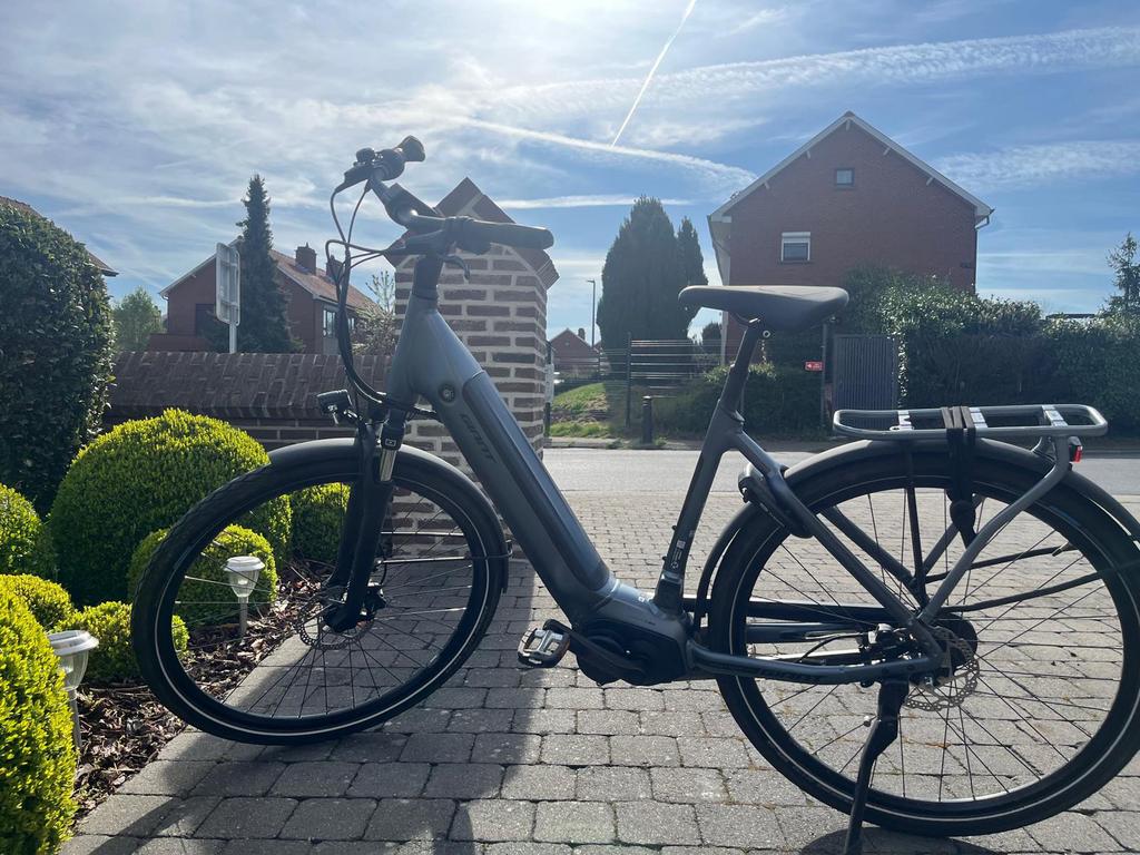 Vélo électrique géant, Enlèvement, Comme neuf, 50 km par batterie ou plus, Giant