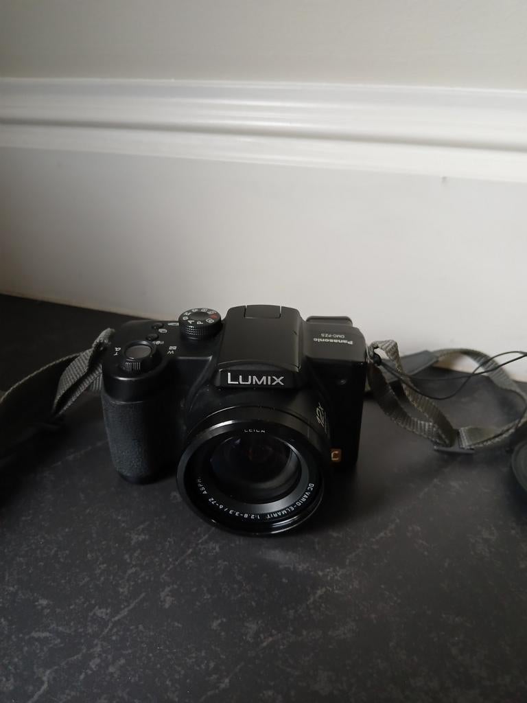 Panasonic FZ5 Lumix, Audio, Tv en Foto, Fotocamera's Digitaal, Ophalen, Gebruikt, 8 keer of meer