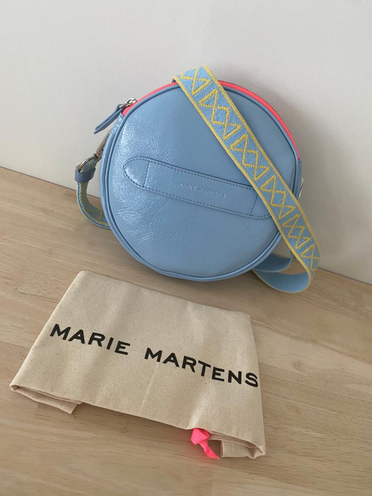 Handtas Marie Martens Disco Light blue patent, Handtassen en Accessoires, Tassen | Damestassen, Ophalen, Nieuw, Blauw, Handtas