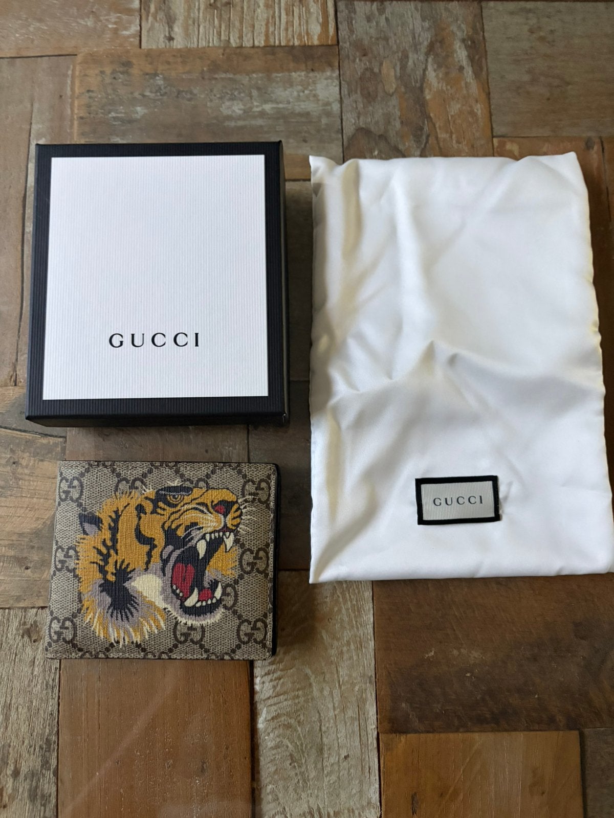 Gucci portemonnee, Handtassen en Accessoires, Portemonnees, Ophalen of Verzenden, Zo goed als nieuw, Bruin, Overige merken