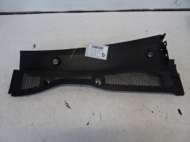 SIERLIJSTEN VOORRUIT Opel Corsa F (UB / UH / UP) (01-2019/-), Auto-onderdelen, Gebruikt, Voor, Rue de l'Espoir 34 34
4030  GRIVEGNÉE, BE