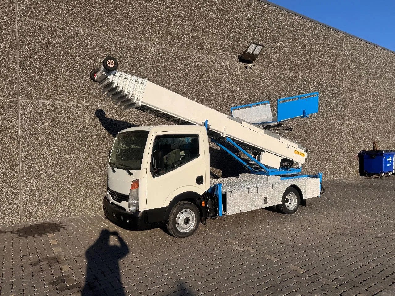 Nissan Cabstar KLAAS HV33/5M ONLY 1620HRS ! (bj 2012), Auto's, Gebruikt, Diesel, 131 pk, Te koop