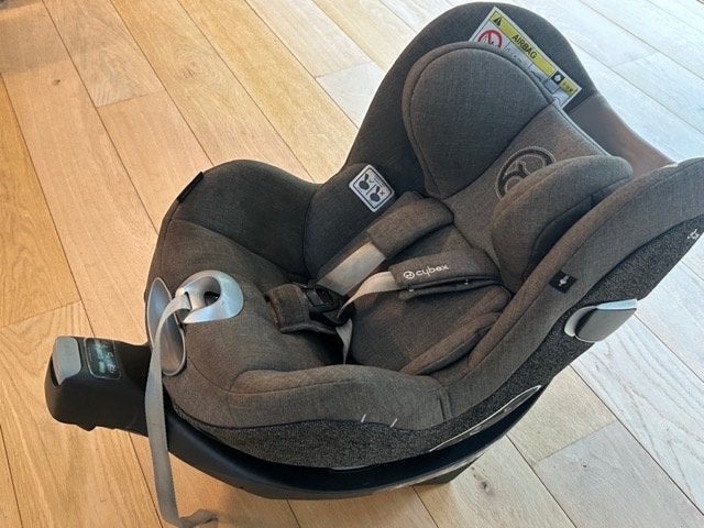 Autostoel en basis Cybex Sirona + Base Z, Gebruikt, 0 t/m 18 kg, Afneembare rugleuning, Isofix