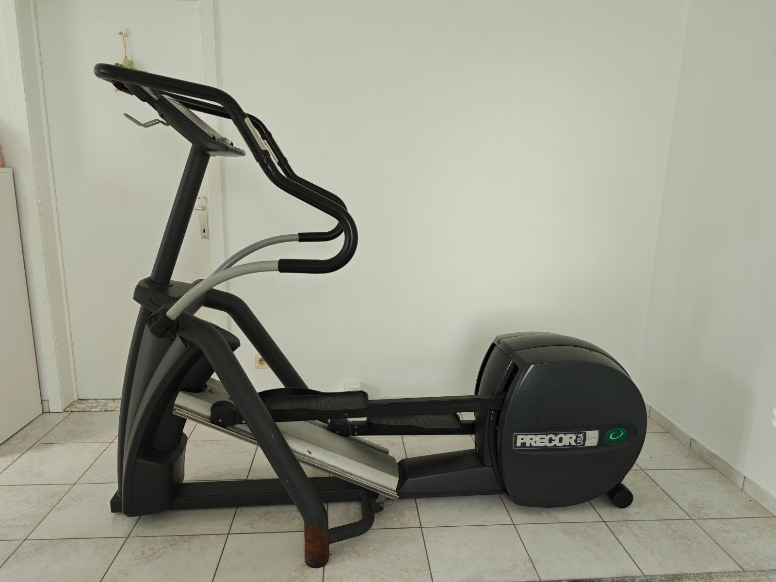 Gratis af te halen – Precor cardioapparaat, Sport en Fitness, Ophalen, Gebruikt