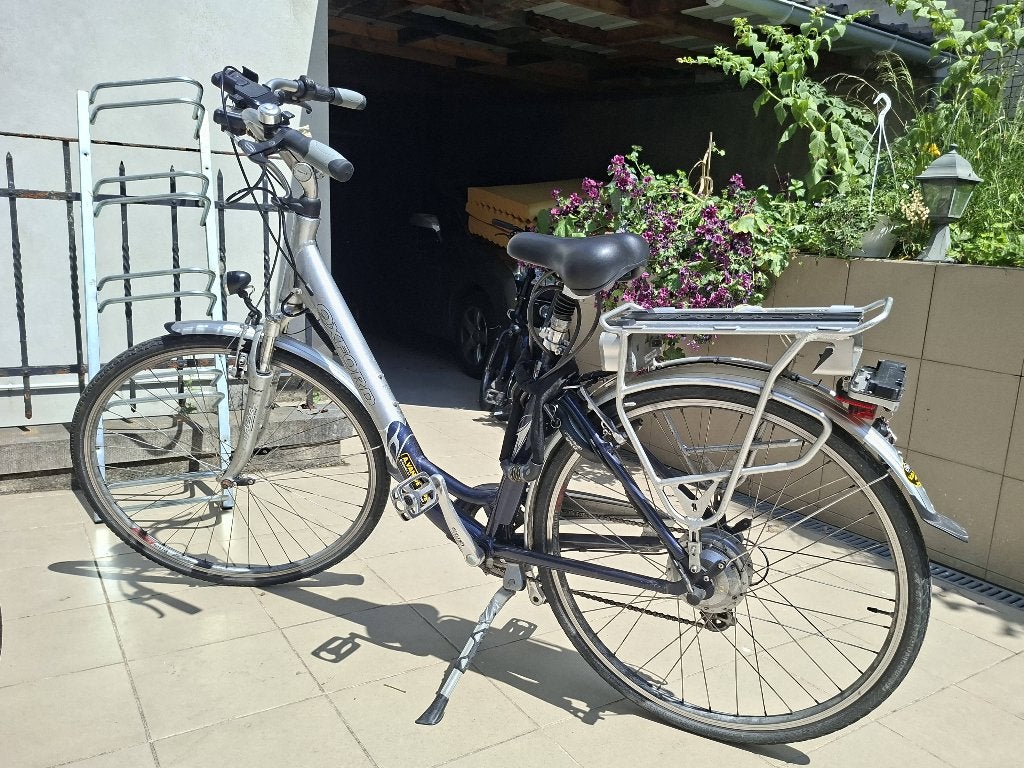 Elektrische damesfiets, 28", gegarandeerd., Fietsen en Brommers, Ophalen, Gebruikt, Overige merken, Versnellingen