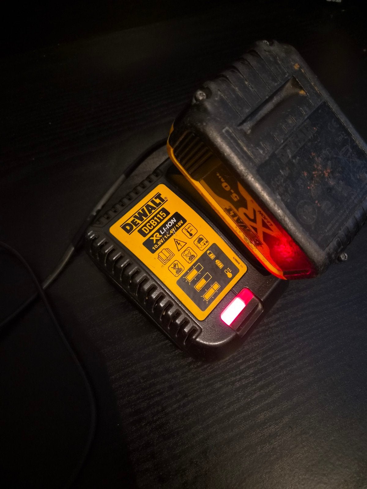 Chargeur dewalt, Enlèvement, DeWalt