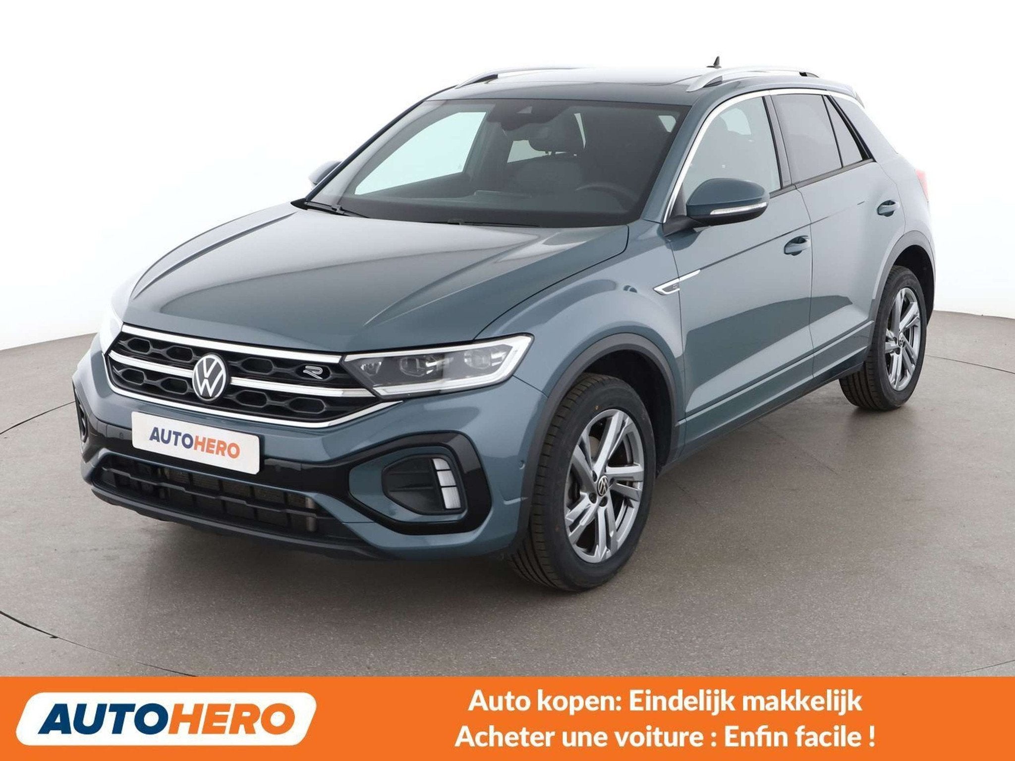 Volkswagen T-Roc 1.5 TSI ACT R-Line (bj 2024, automaat), Blauw, 5 zetels, 5 deurs, 150 pk