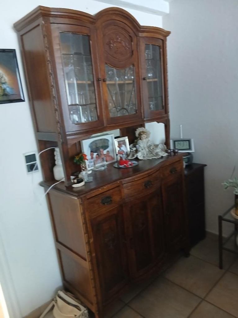 KAST  ANTIEK, Ophalen