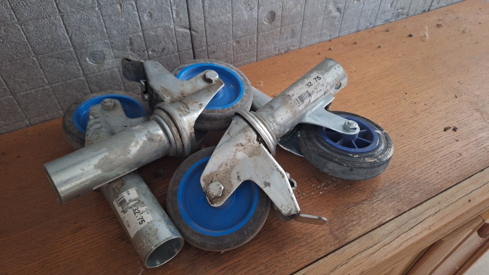 Lot de 4 roues d'échafaudage pivotantes avec frein, Enlèvement