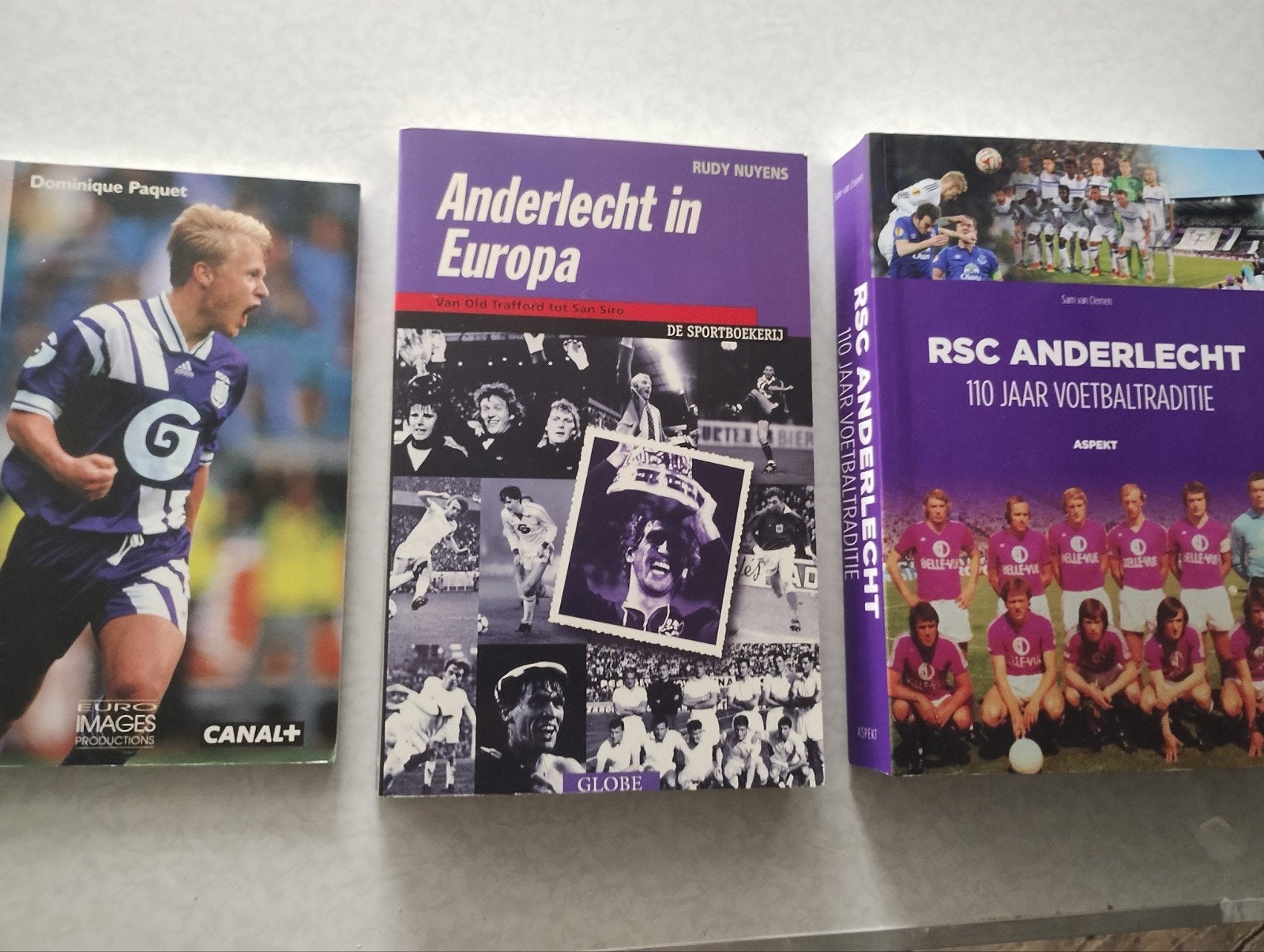 Les livres de Rac Anderlecht en, Enlèvement