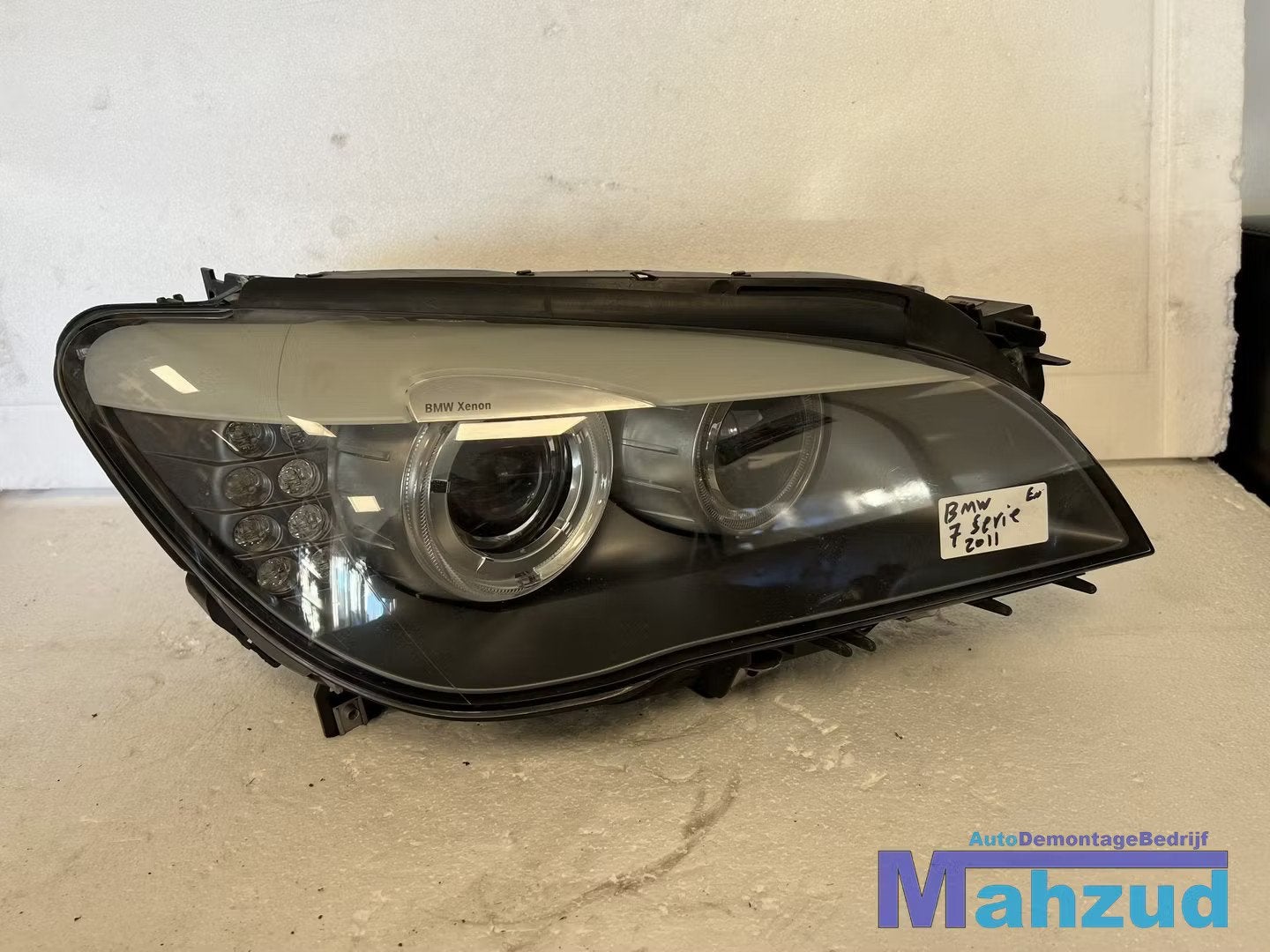 BMW 7 SERIE F01 Rechts koplamp headlight UK ENGELS 2008-201, Petuelring 130
80788  Munich, DE, Info@bmw.de, Utilisé, BMW